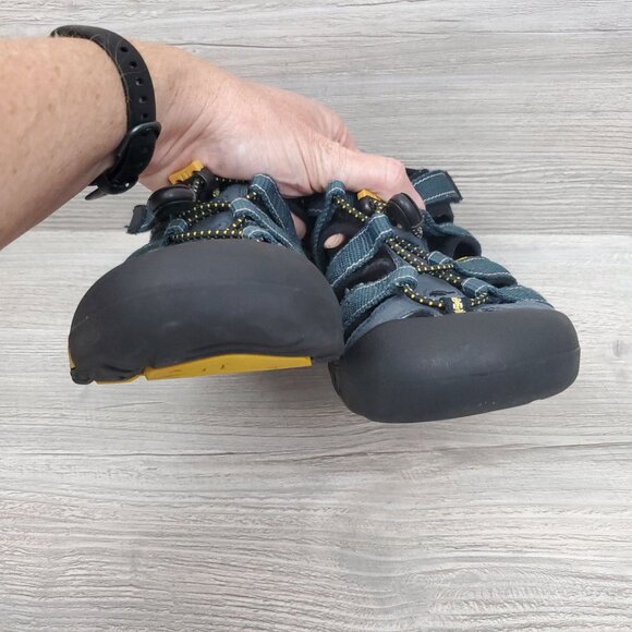 Keen Newport H2 big kids sandals in navy - Picture 5 of 10